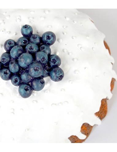 Torta decorata con mirtilli